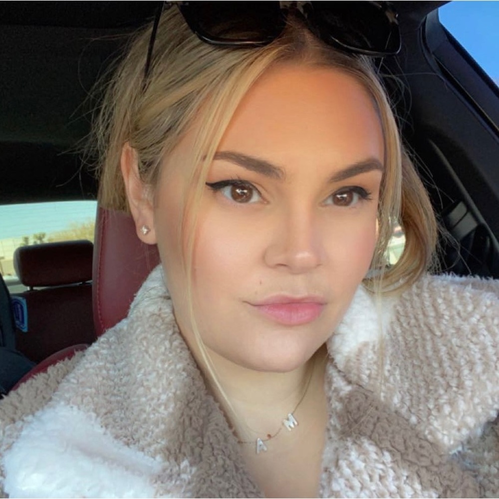 Meet your Posher, Kaitlin